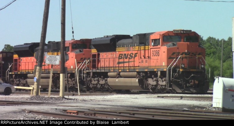 BNSF coal train DPUs